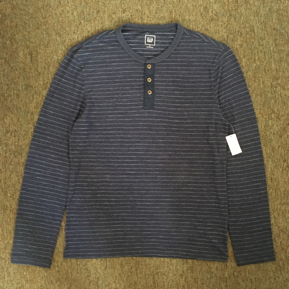 NWT GAP blue striped top